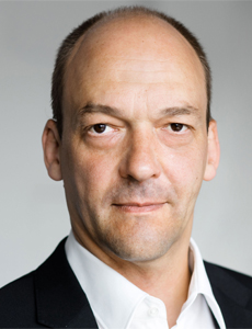 Portrait of Carsten Brinkschulte