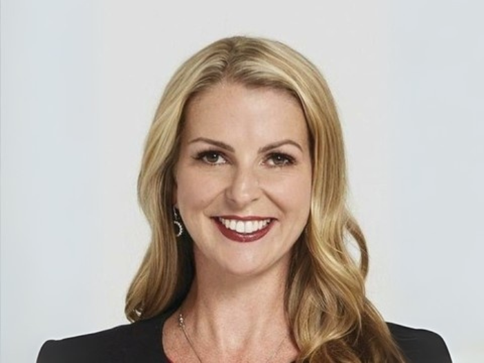 Tara Long