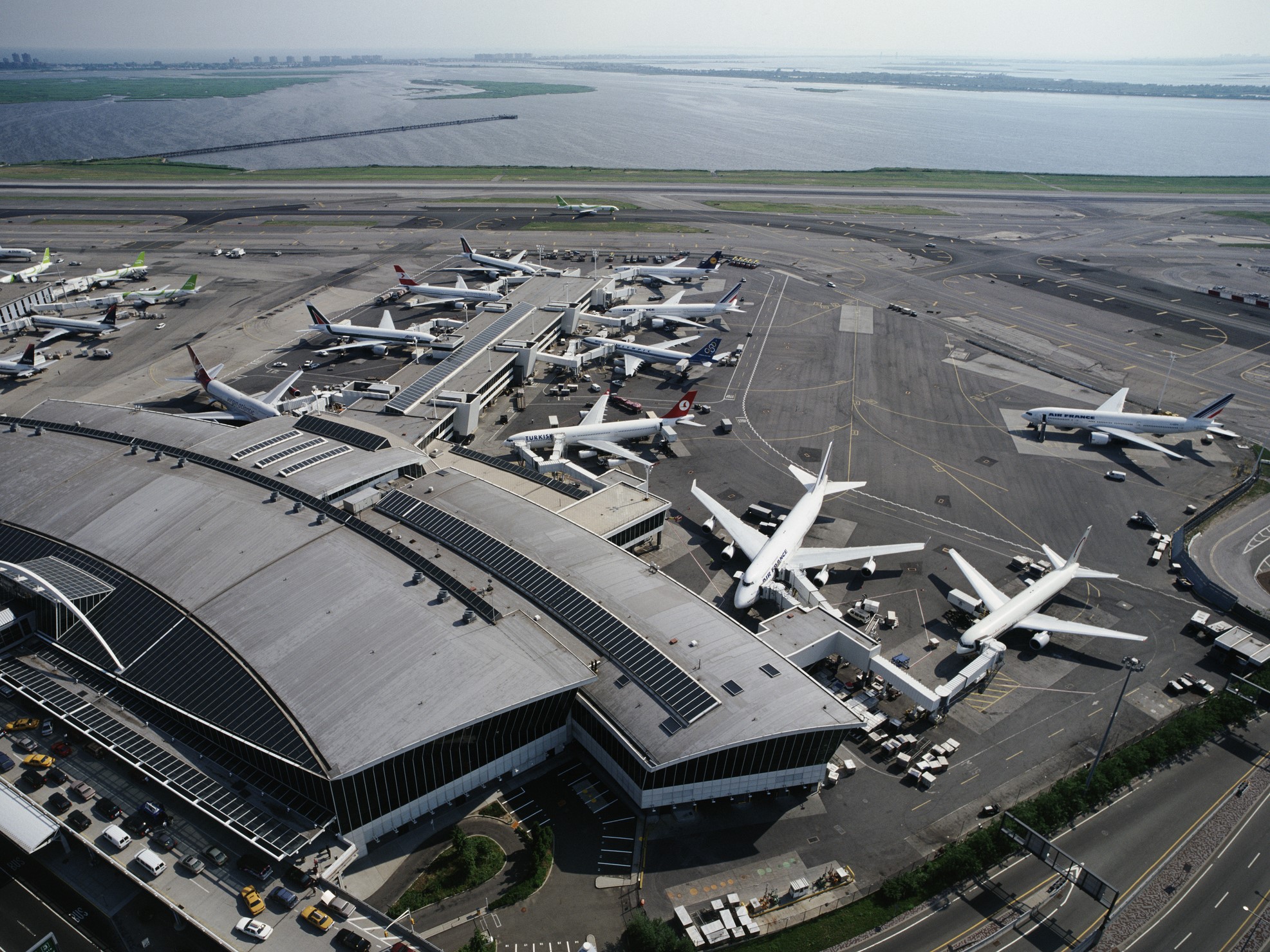 High-Profile Aviation Incidents in 2025 Mask a Steady Safety Record