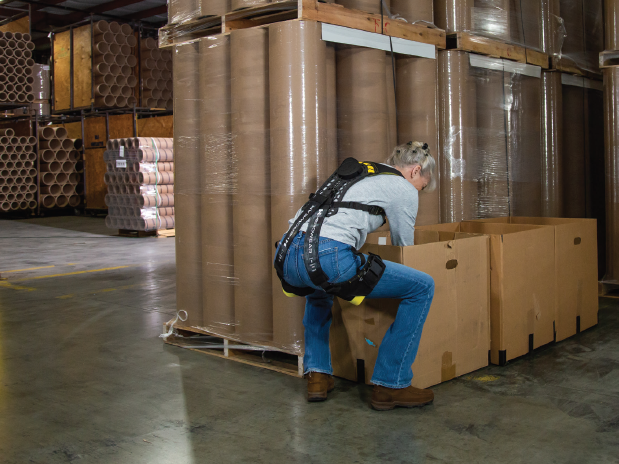 worker lifting in exosuit