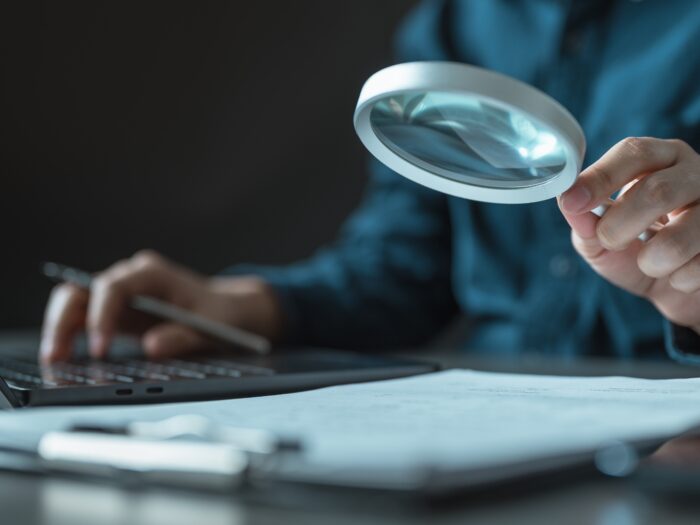 detecting critical risks